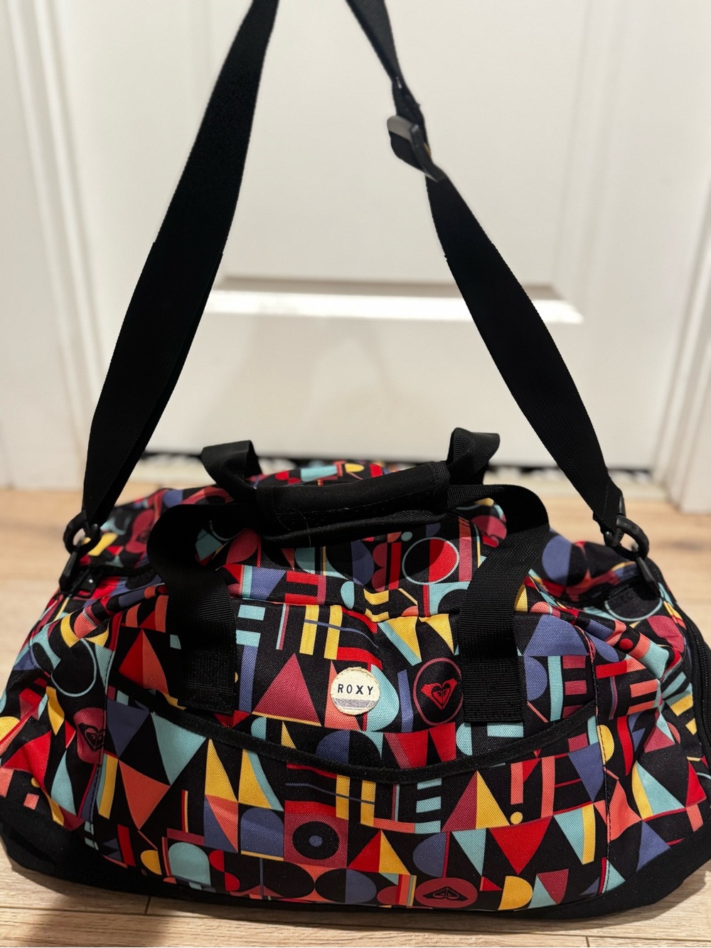 Roxy Multicolor Geometric Duffel - Black Straps